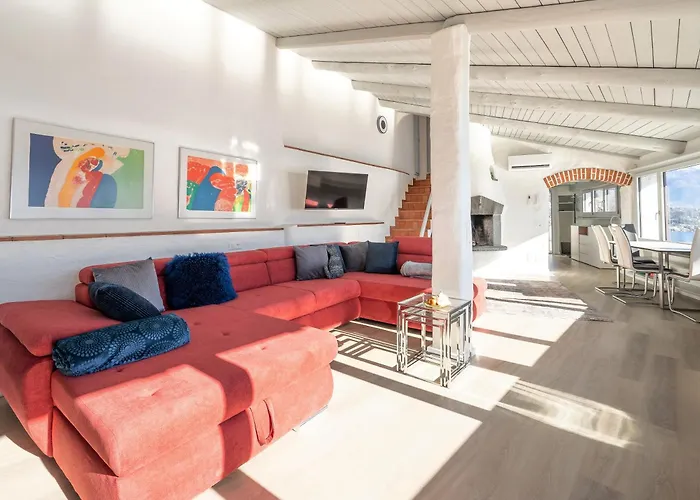 Al Paradiso By Fewotessin 론코 소프라 아스코나